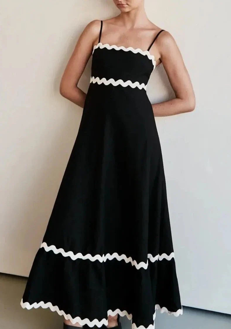 Vestido midi con aplicación de suaves ondas AR275