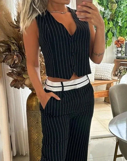 Conjunto negro rayas verticales pantalón con cintura blanca y chaleco AR446