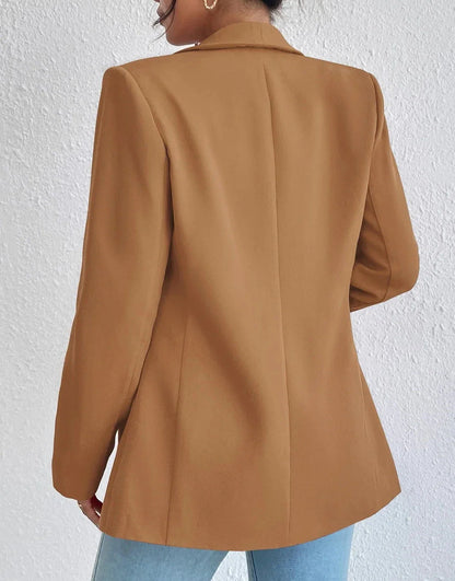 Blazer femenino con solapa y bolsillo lateral AR636